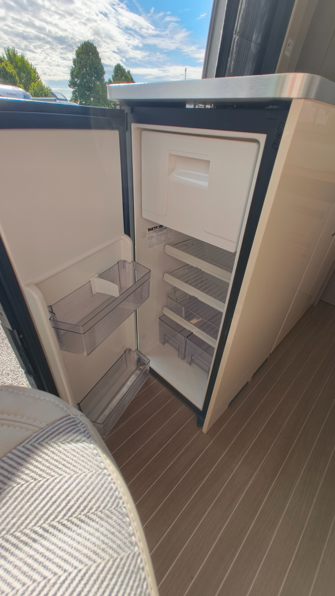 Etrusco 540 DB COMPLETE FURGONATO CON TETTO A SOFF