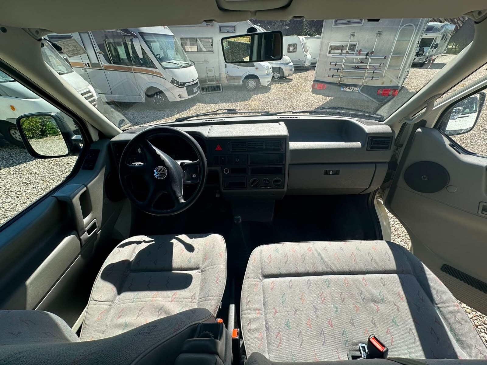 VOLKSWAGEN TRANSPORTER T4