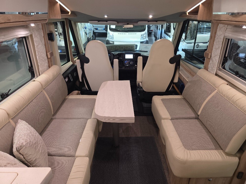 CAMPER EURAMOBIL INTEGRA LINE 695 LF