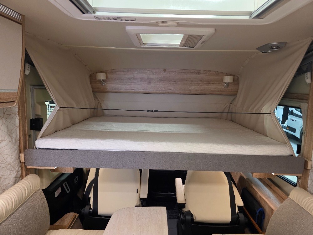 CAMPER EURAMOBIL INTEGRA LINE 695 LF
