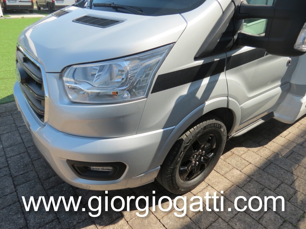 Camper Semintegrale Mclouis MC4 360 con cambio aut