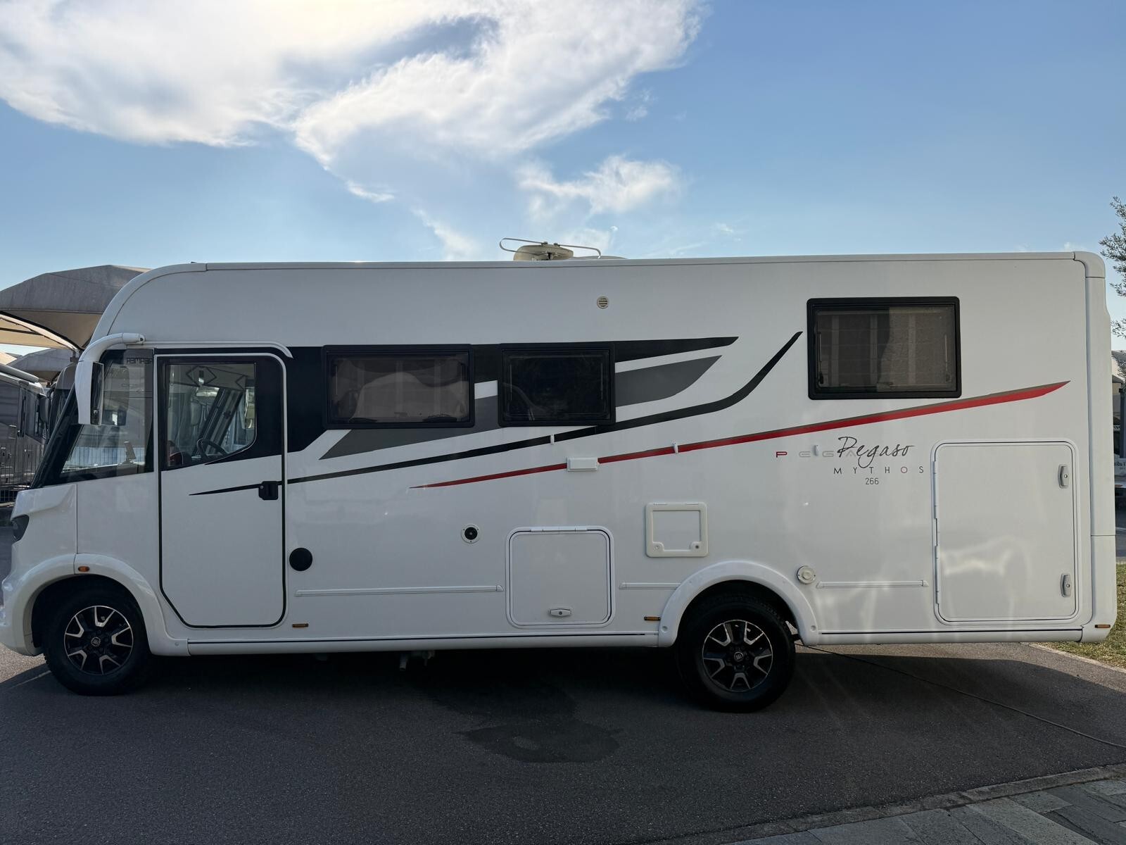 Roller Team PEGASO MYTO 266