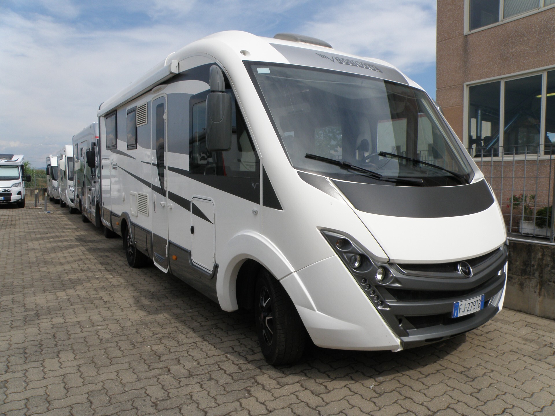 Mobilvetta TEKNOLINE 89 LETTO MATRIMONILA ECENTRAL