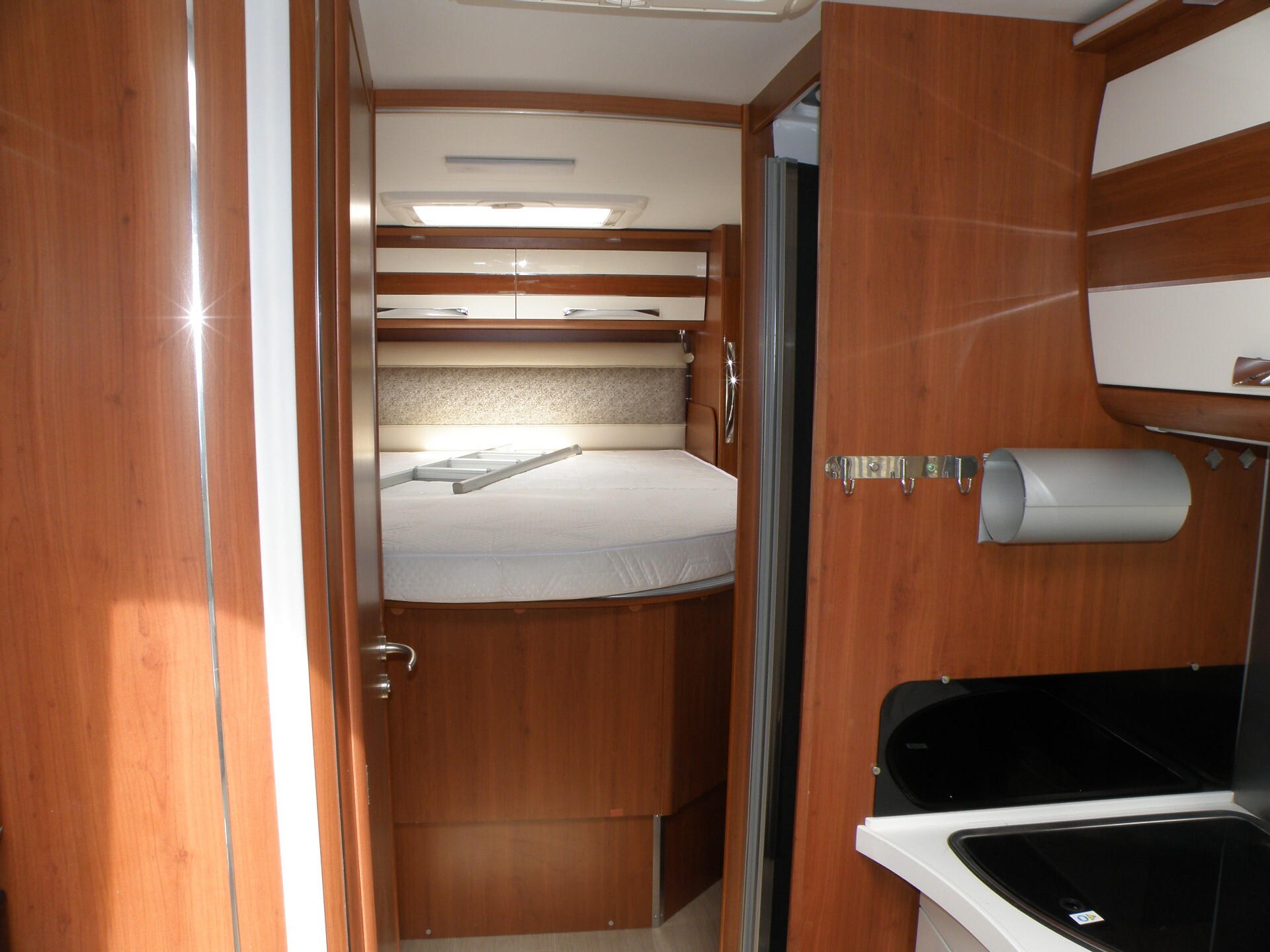 Mobilvetta TEKNOLINE 89 LETTO MATRIMONILA ECENTRAL