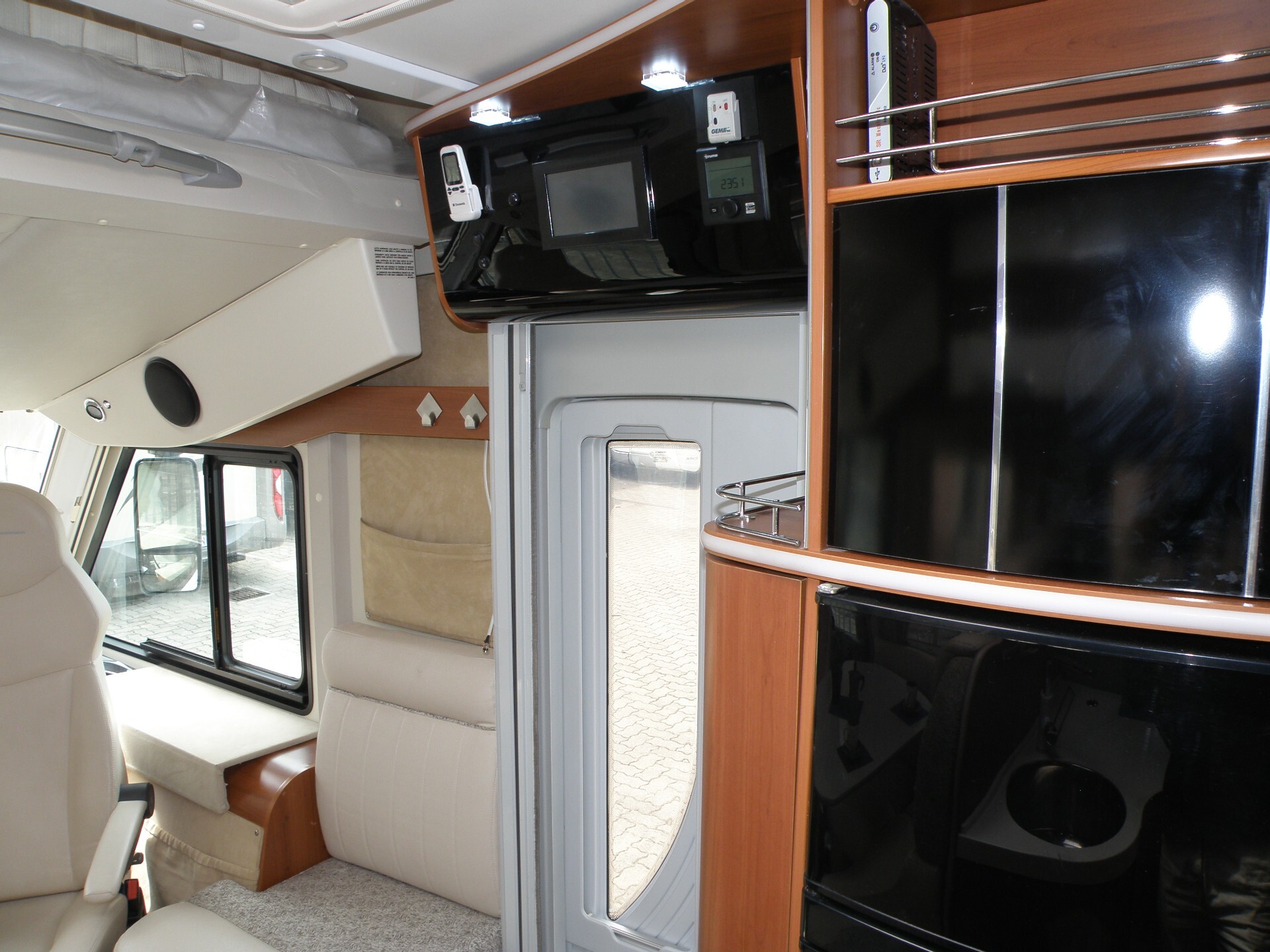 Mobilvetta TEKNOLINE 89 LETTO MATRIMONILA ECENTRAL