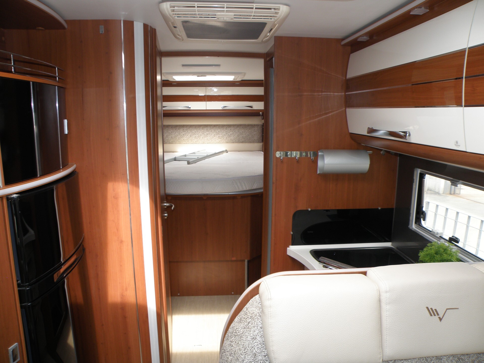 Mobilvetta TEKNOLINE 89 LETTO MATRIMONILA ECENTRAL