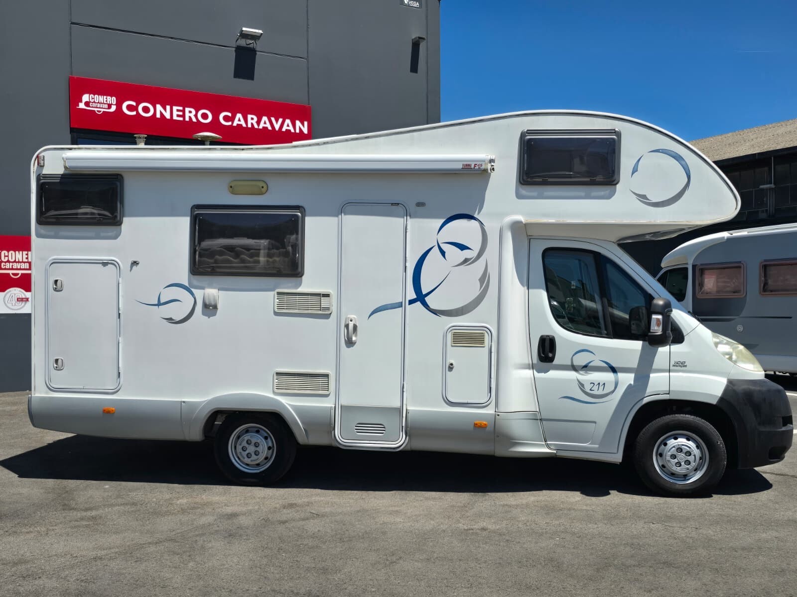 McLOUIS LAGAN CAMPER MANSARDATO COMPATTO LETTI A C