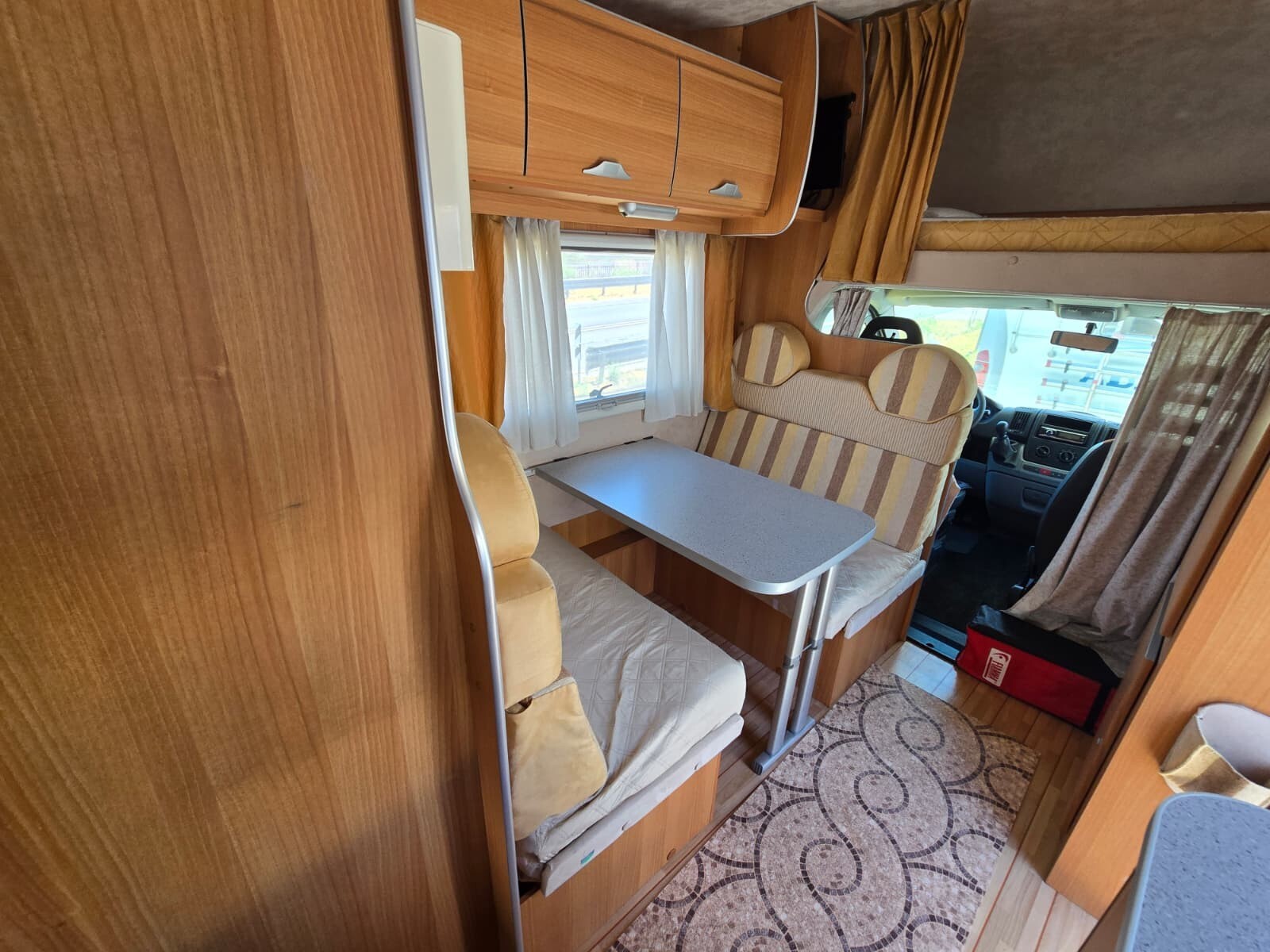 McLOUIS LAGAN CAMPER MANSARDATO COMPATTO LETTI A C