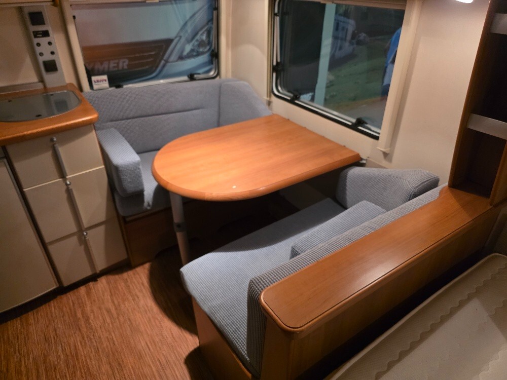 CARAVAN FENDT BIANCO SPORTIVO 395