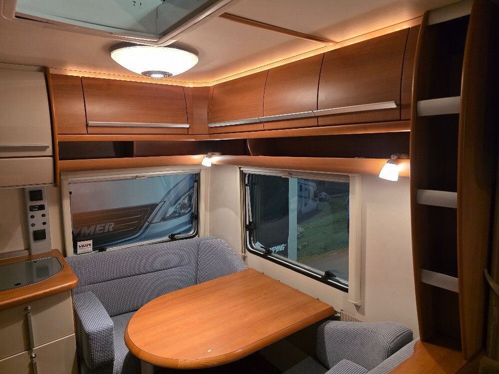 CARAVAN FENDT BIANCO SPORTIVO 395