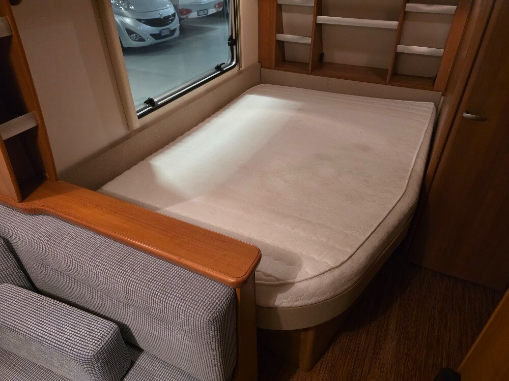 CARAVAN FENDT BIANCO SPORTIVO 395