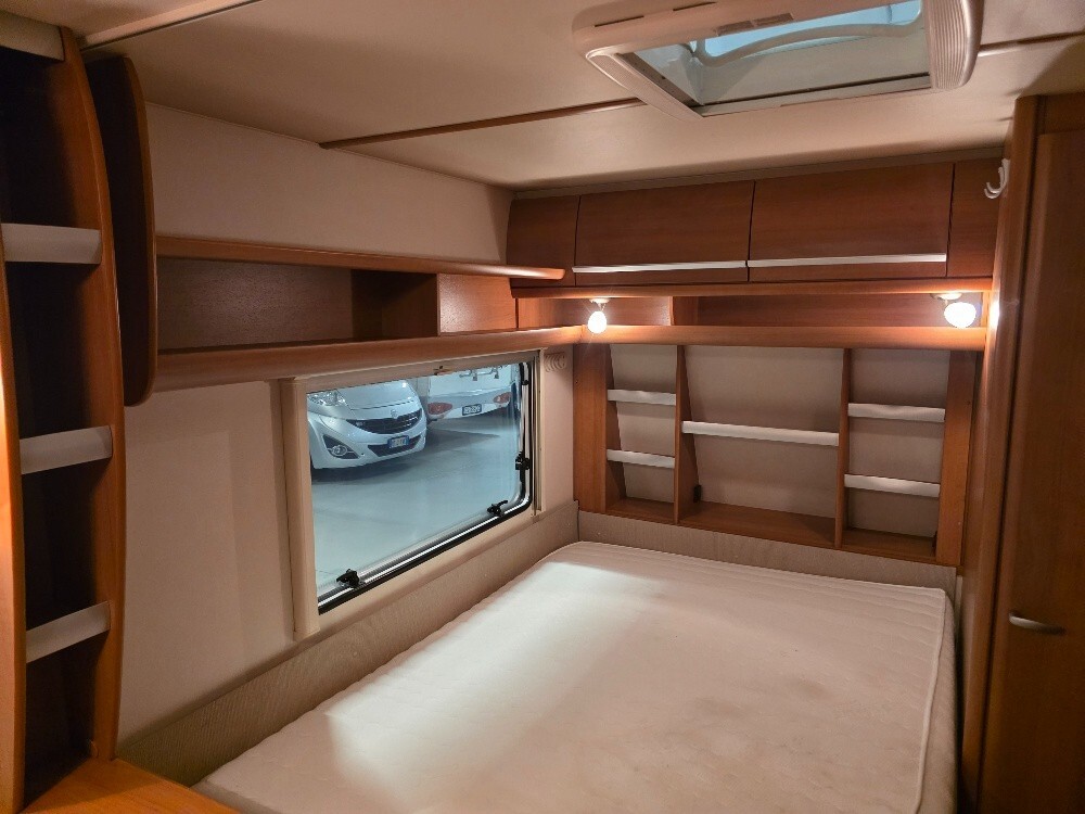 CARAVAN FENDT BIANCO SPORTIVO 395