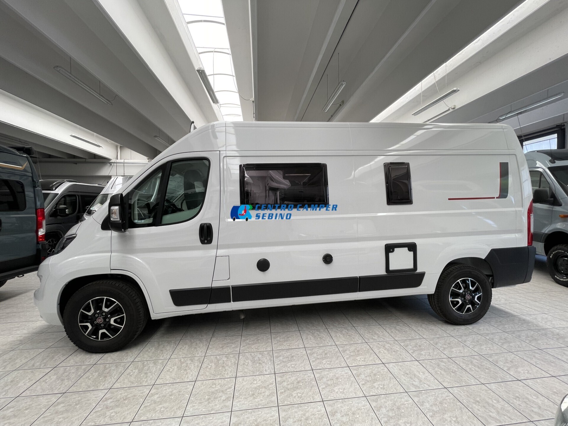 Roller Team Livingstone 2 2024 camper van 5,99 mt