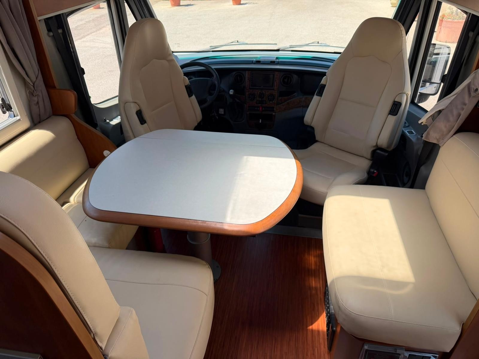 Laika Rexosline 720 Iveco 35c18 Full Opt '2009
