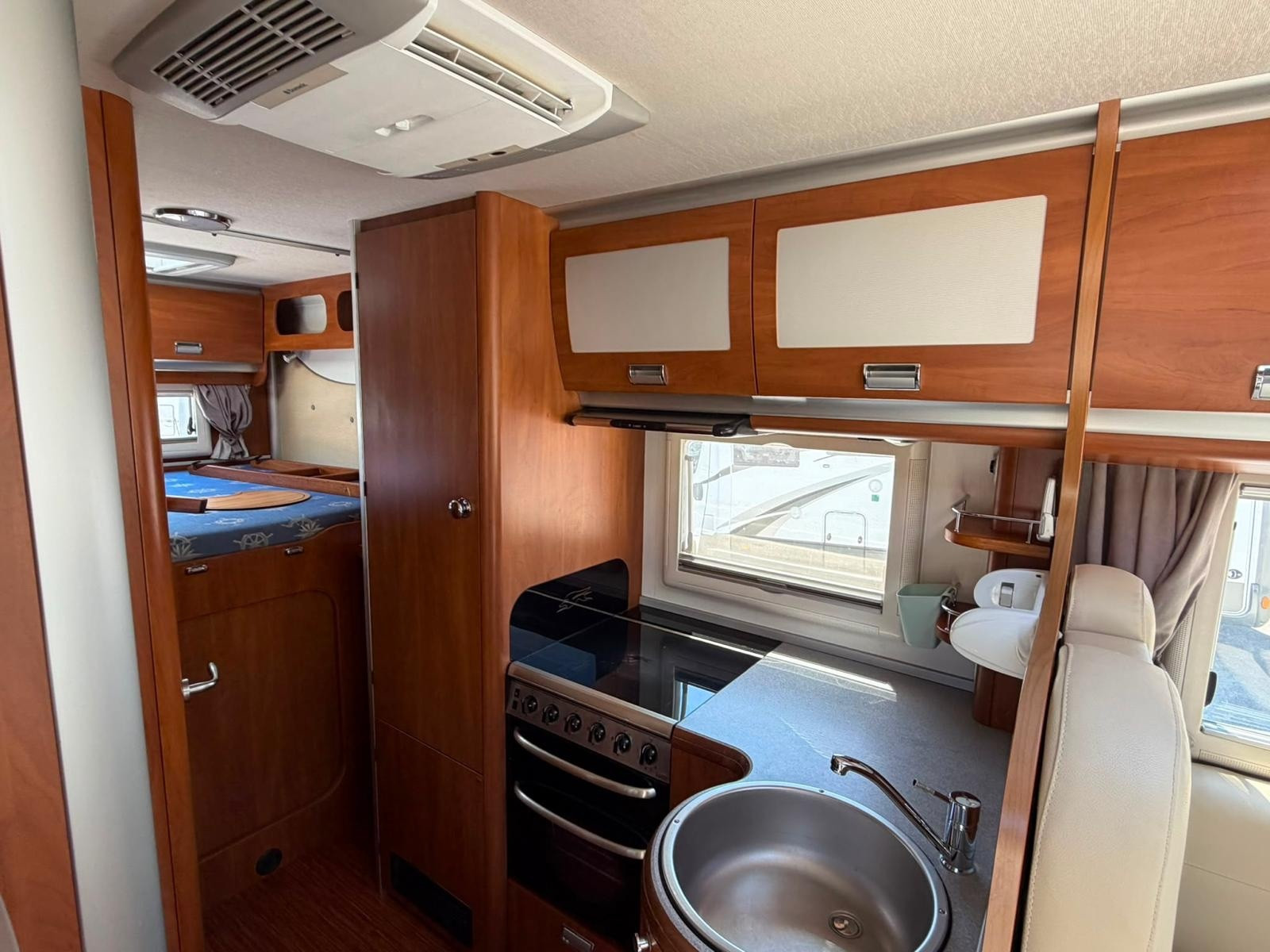 Laika Rexosline 720 Iveco 35c18 Full Opt '2009