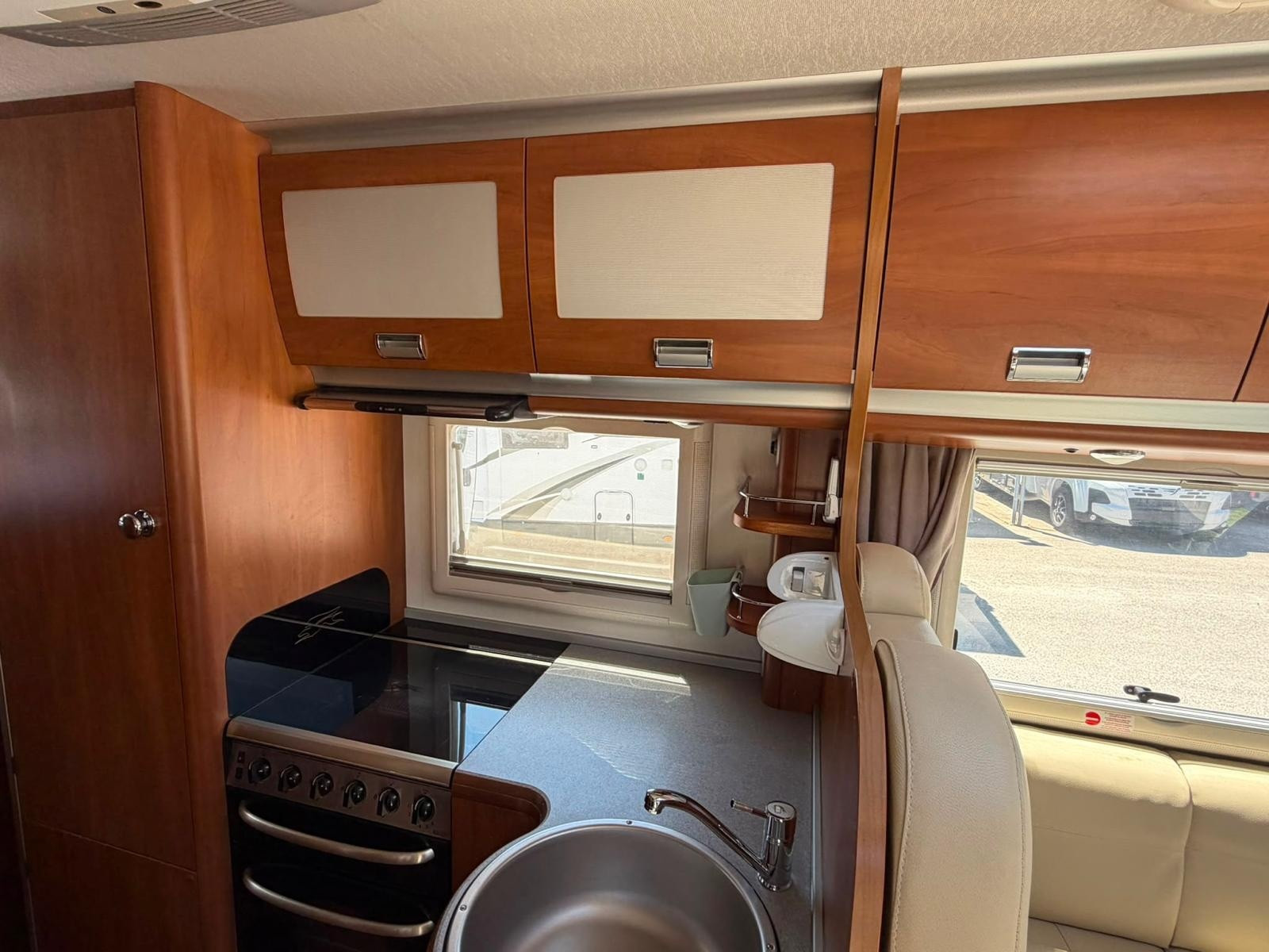 Laika Rexosline 720 Iveco 35c18 Full Opt '2009
