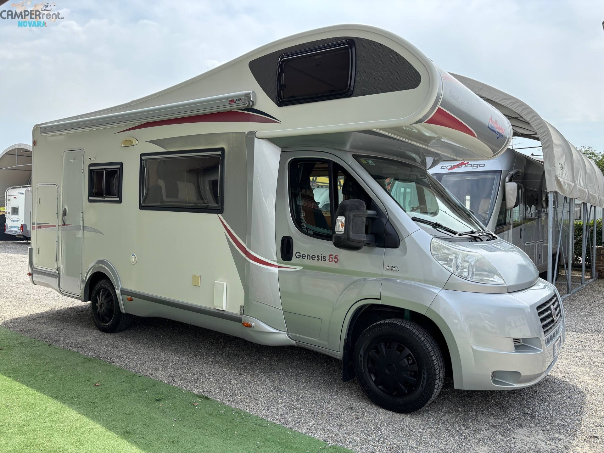 CHALLENGER GENESIS 55 - mansardato con letti a cas