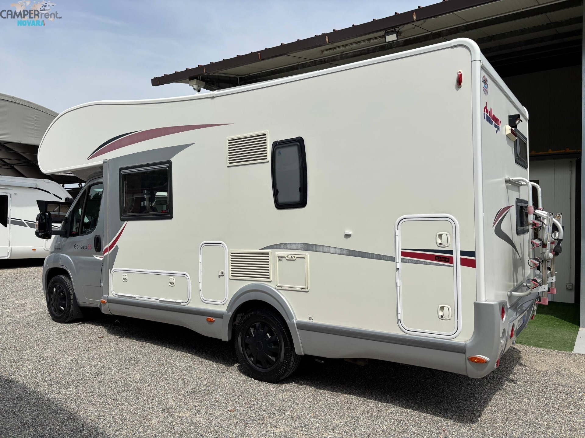CHALLENGER GENESIS 55 - mansardato con letti a cas