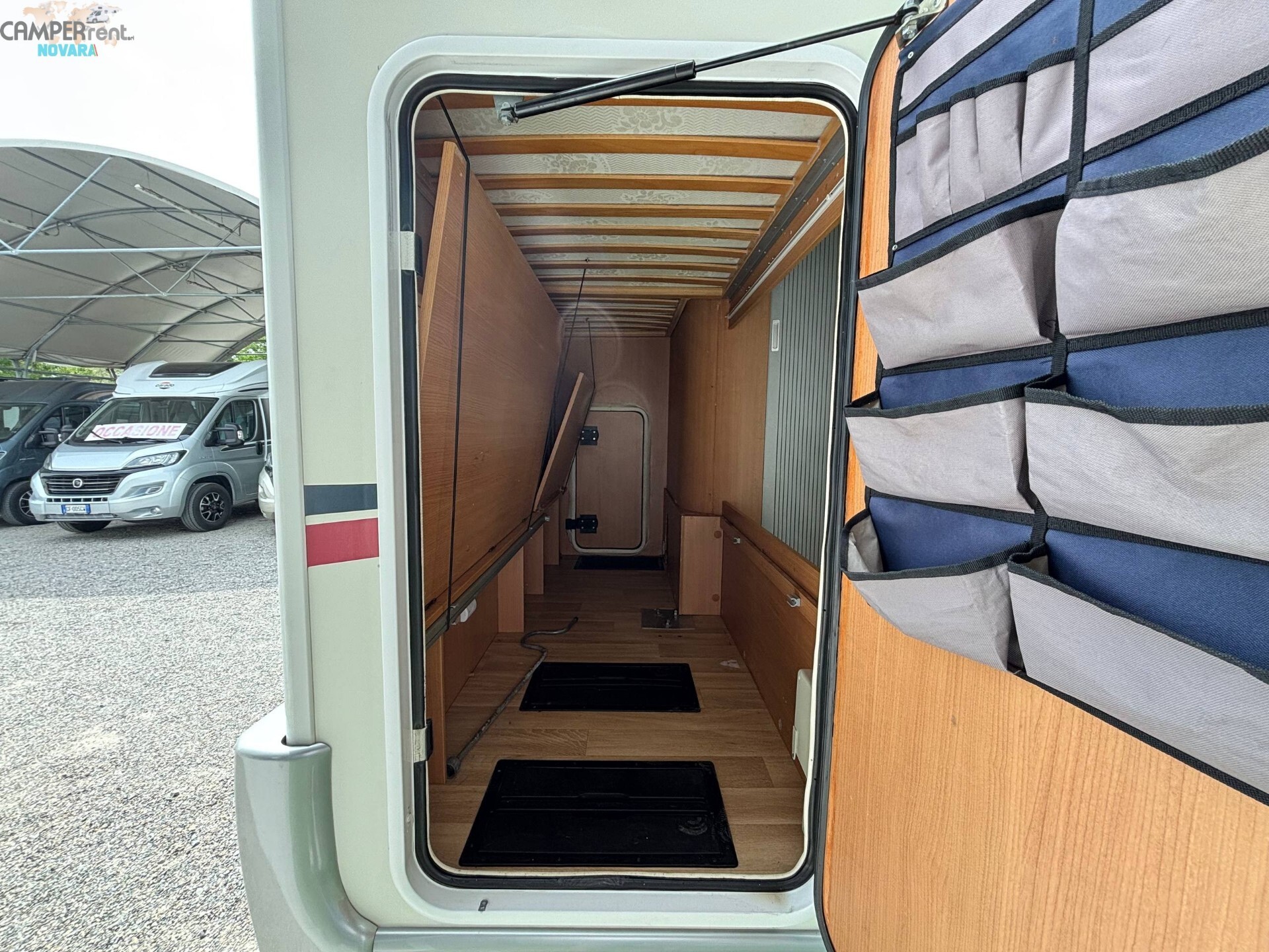 CHALLENGER GENESIS 55 - mansardato con letti a cas