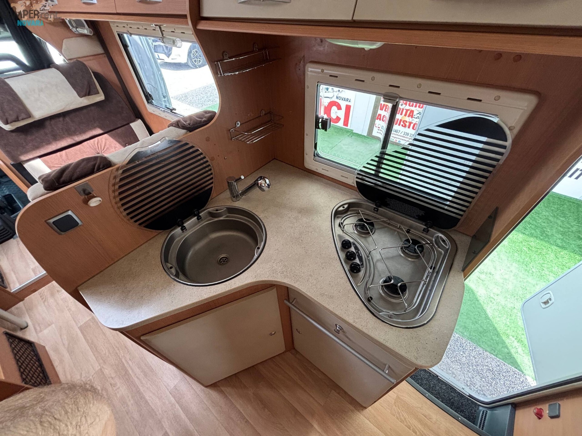 CHALLENGER GENESIS 55 - mansardato con letti a cas