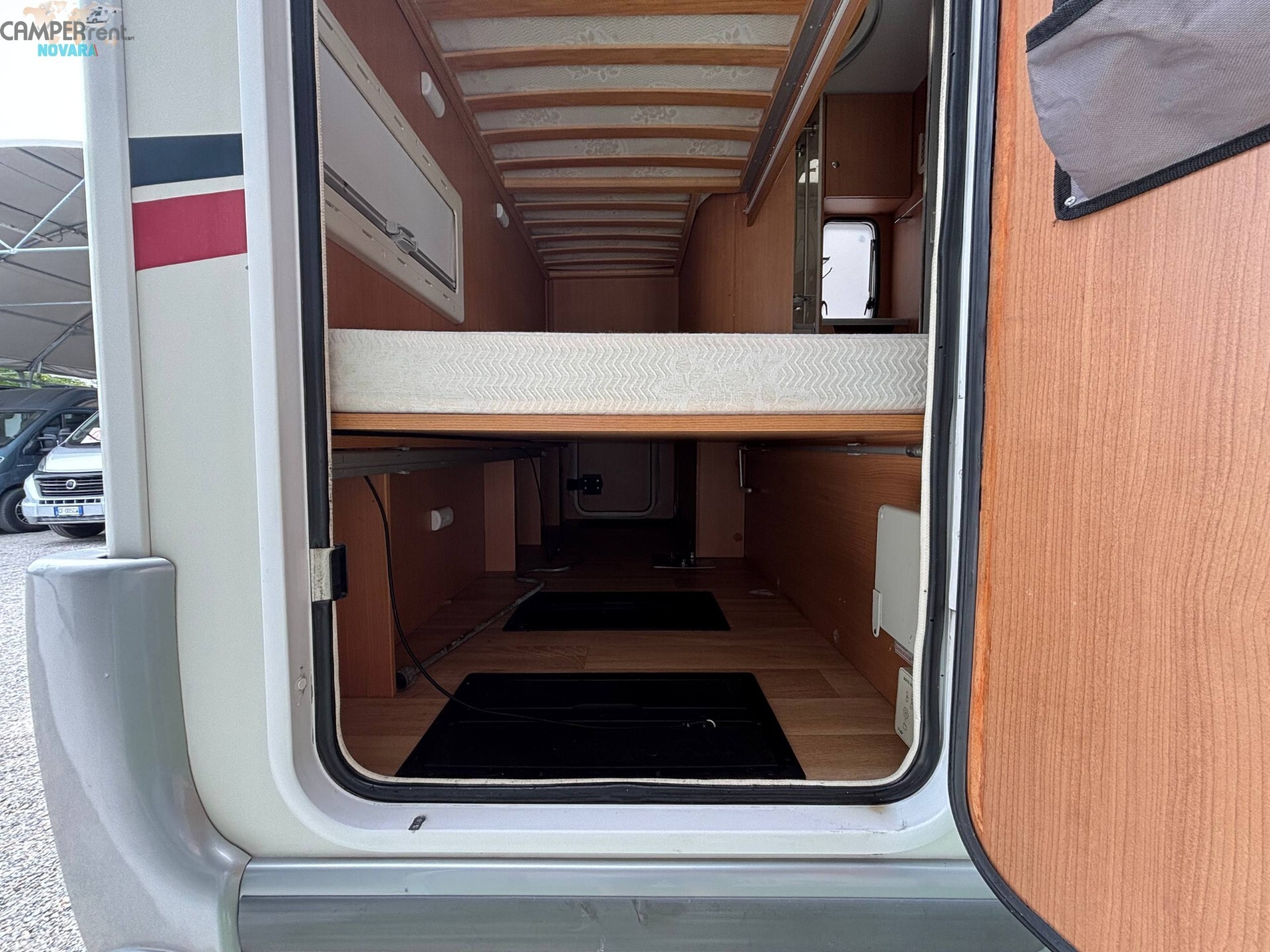 CHALLENGER GENESIS 55 - mansardato con letti a cas