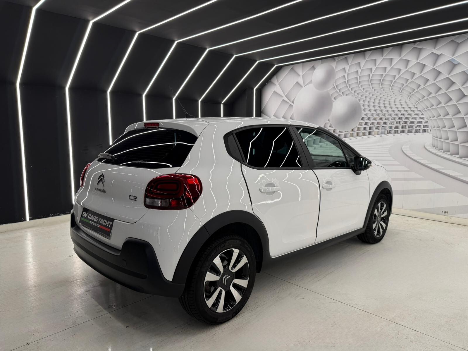Citroen C3 SHINE-NEOPATENTATI-KM CERTIFICATI-12MESI GARANZIA-PERMUTE &ndash; foto 4