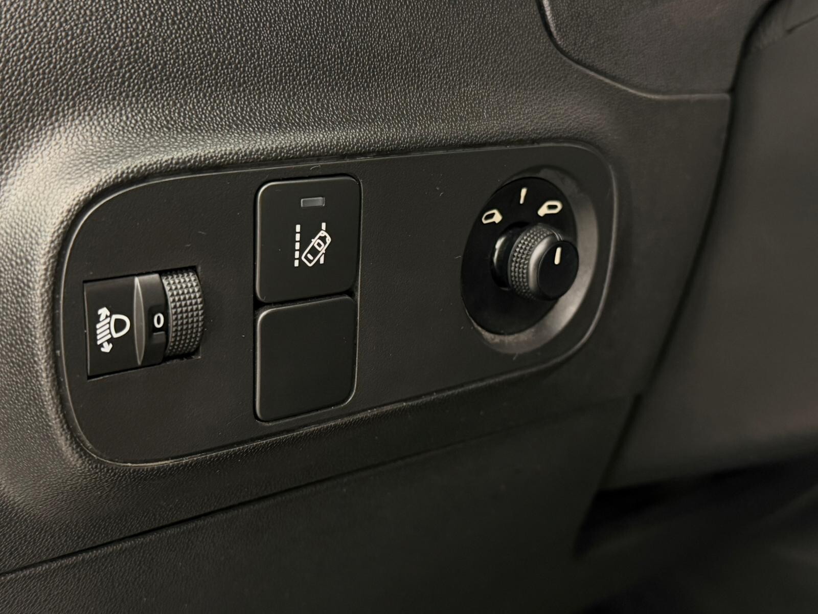 Citroen C3 SHINE-NEOPATENTATI-KM CERTIFICATI-12MESI GARANZIA-PERMUTE &ndash; foto 16