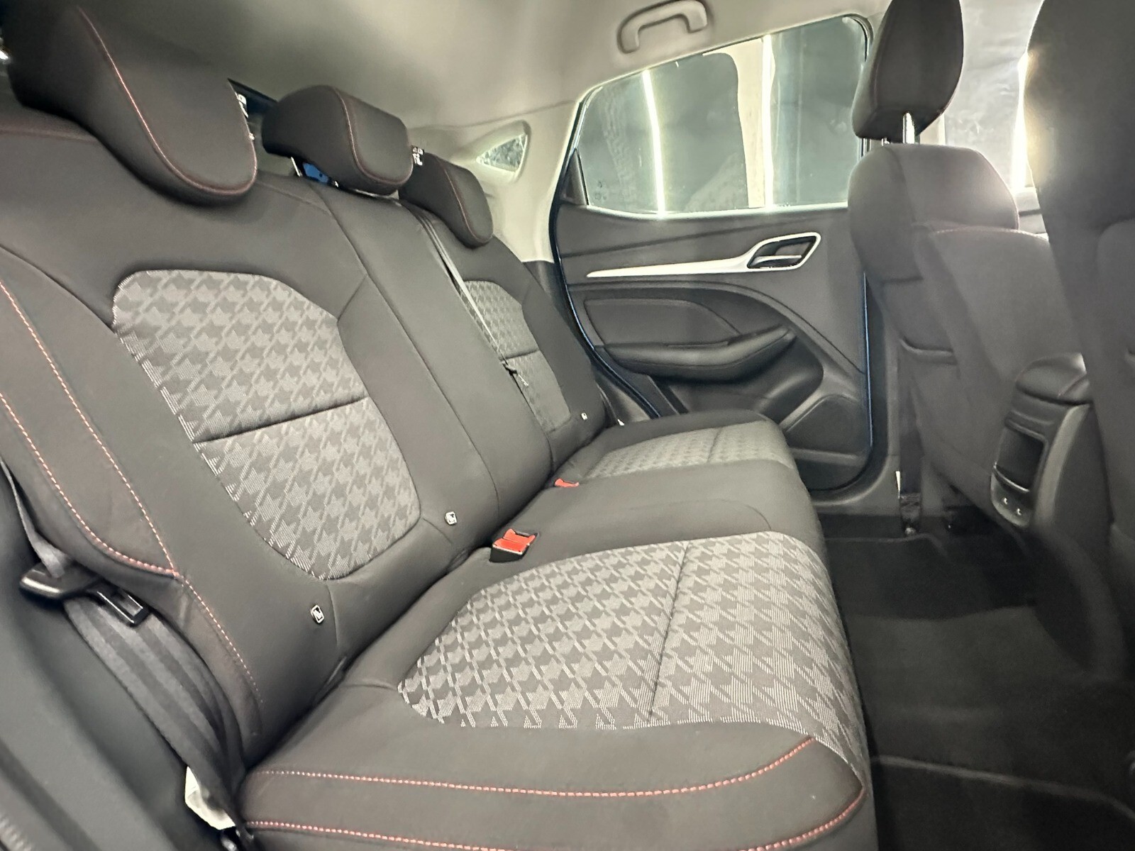 Mg ZS 1.0 111CV-LUXURY-KM REALI-12MESI GARANZIA-PERMUTE &ndash; foto 14
