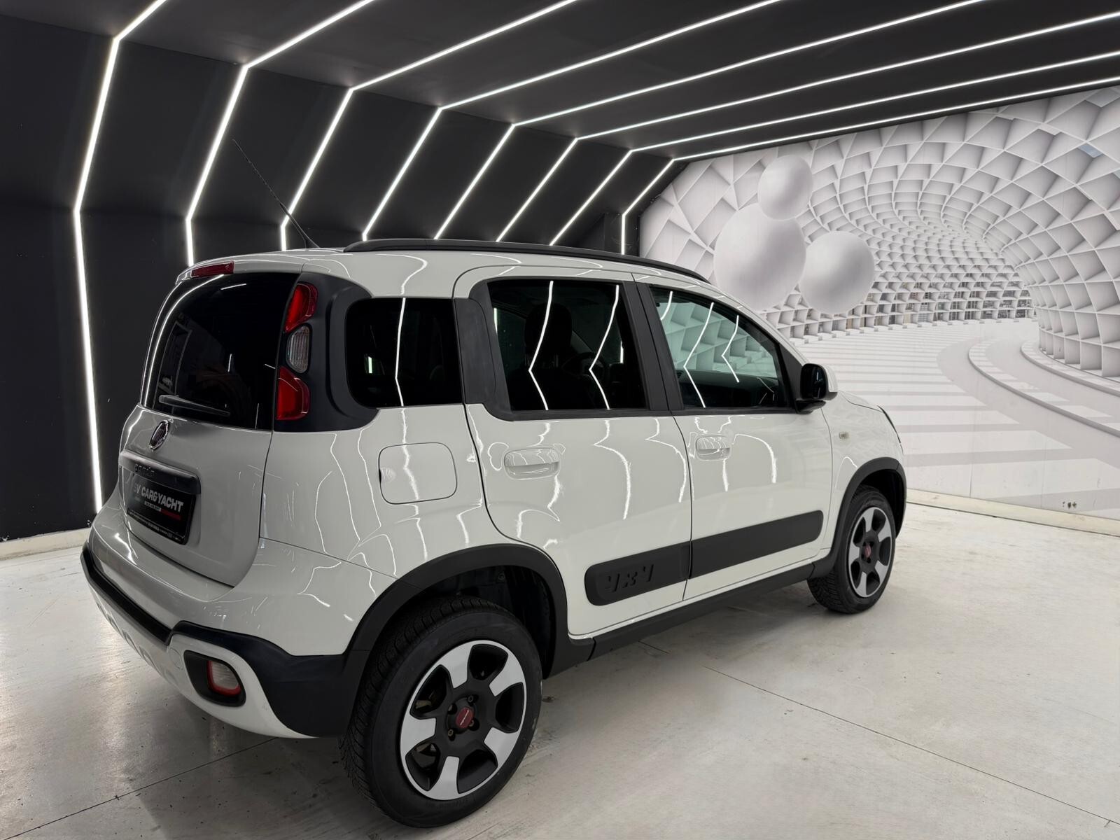 Fiat Panda 1.3 MJT 80 CV S&S 4&times;4- MOTORE NUOVO CON FATTURA-KM CERTIFICATI-12 MESI GARANZIA-PERMUTE &ndash; foto 5