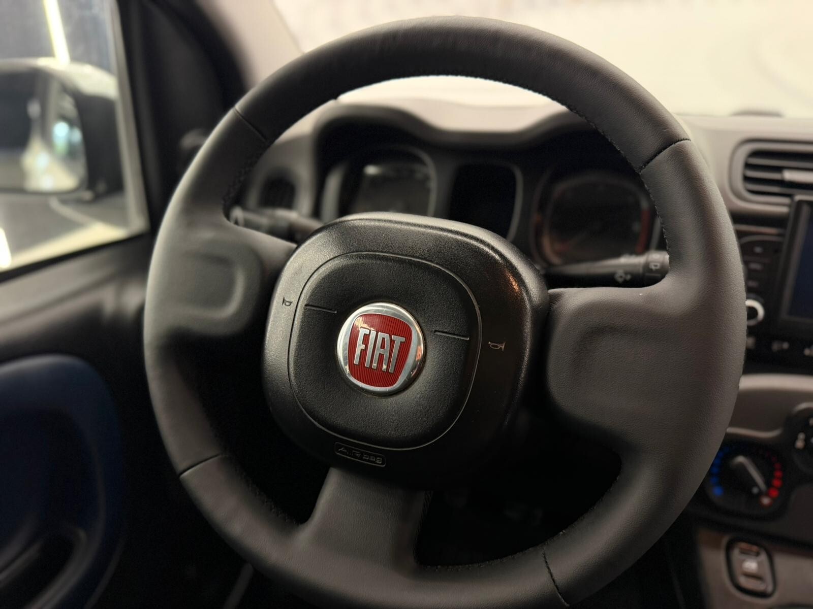 Fiat Panda 1.3 MJT 80 CV S&S 4&times;4- MOTORE NUOVO CON FATTURA-KM CERTIFICATI-12 MESI GARANZIA-PERMUTE &ndash; foto 13