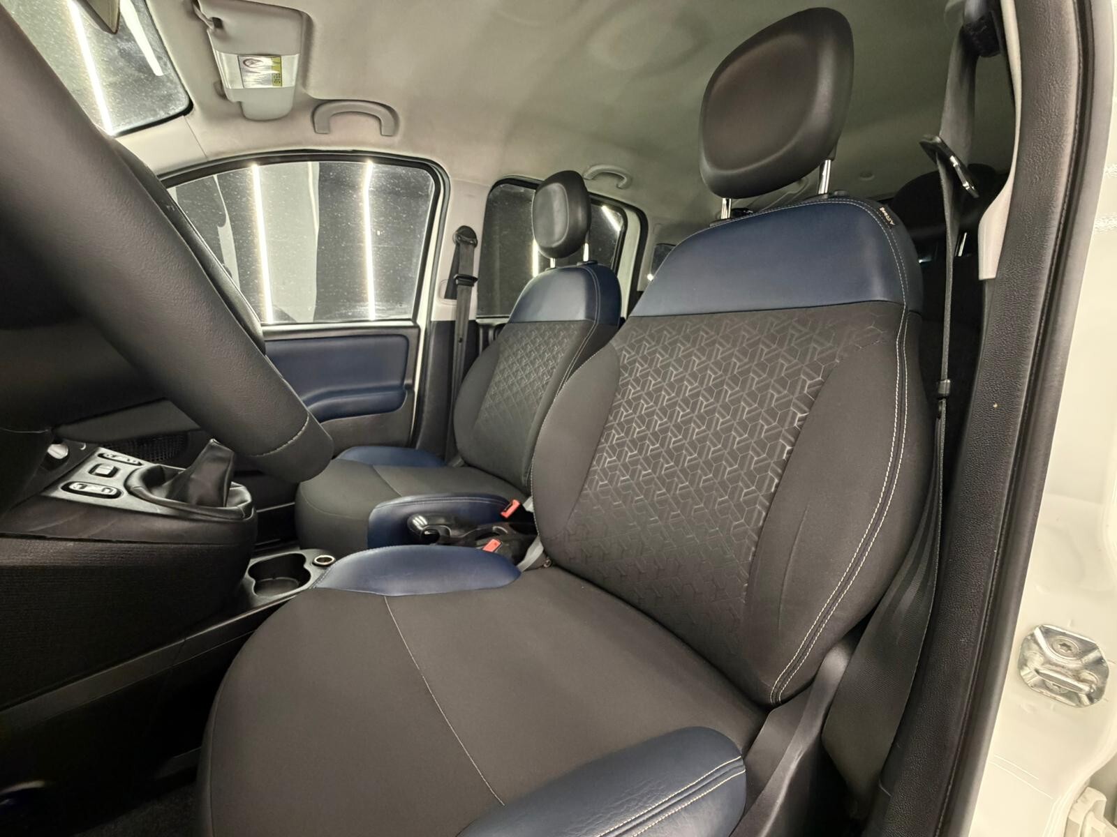 Fiat Panda 1.3 MJT 80 CV S&S 4&times;4- MOTORE NUOVO CON FATTURA-KM CERTIFICATI-12 MESI GARANZIA-PERMUTE &ndash; foto 15