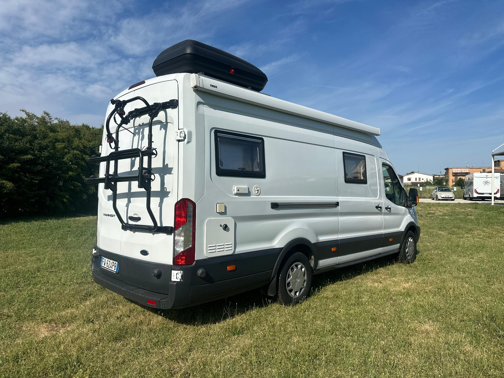 Furgonato Camperizzato con letto basculante elettr