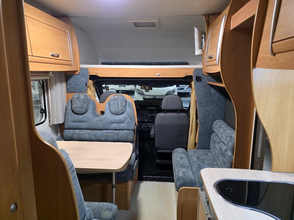 CAMPER CHAUSSON FLASH 03