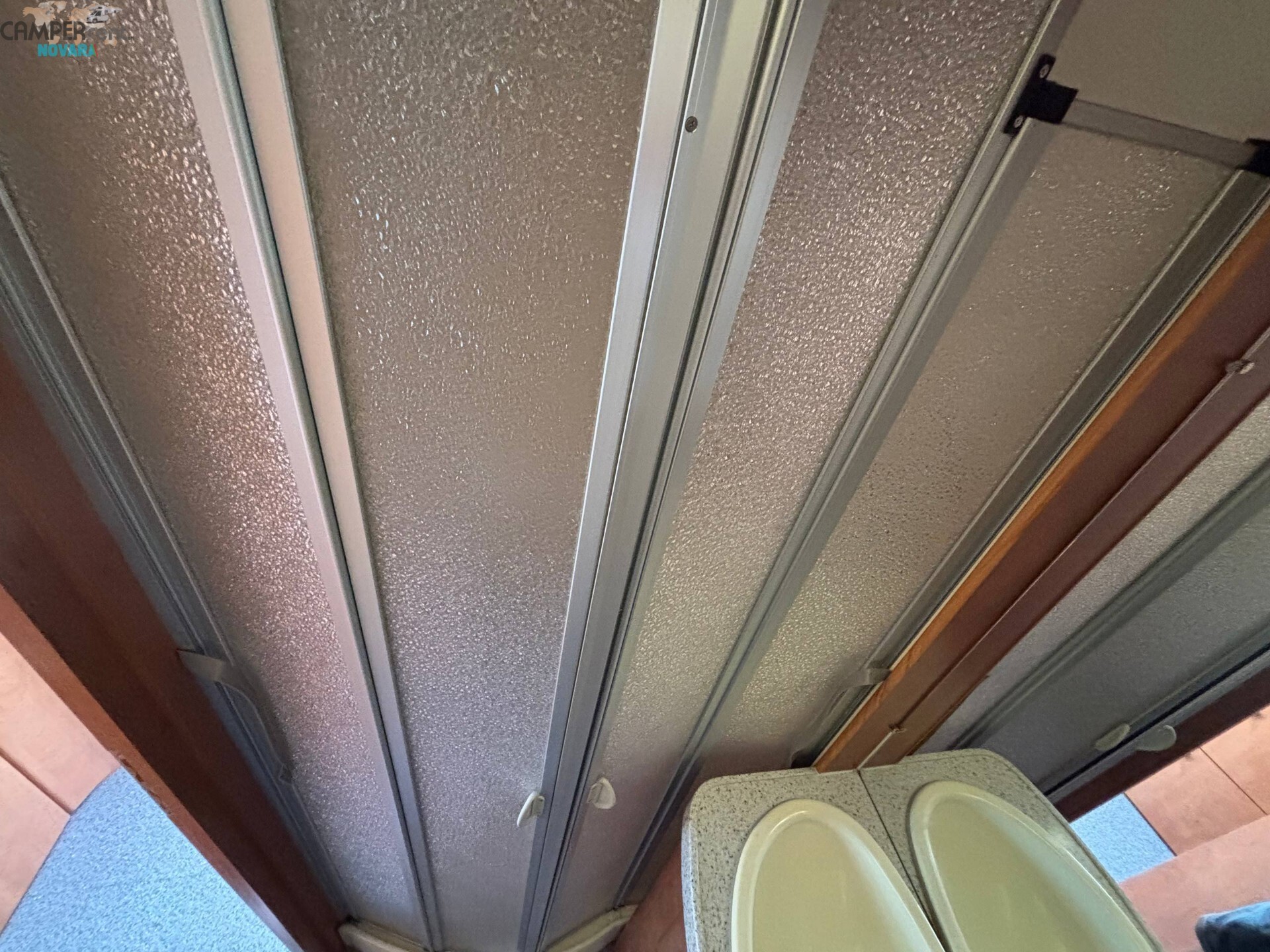 CARTHAGO CHIC I 47 - motorhome con letto matrimoni