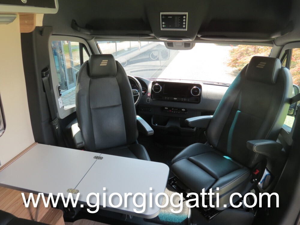 CAMPER PURO HYMER GRAND CANYON S 4X4 CROSSOVER CON