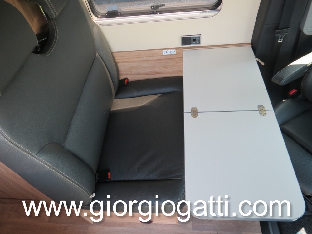 CAMPER PURO HYMER GRAND CANYON S 4X4 CROSSOVER CON