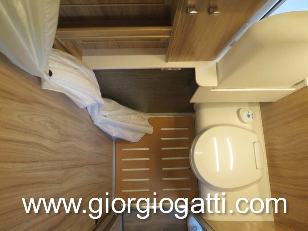 CAMPER PURO HYMER GRAND CANYON S 4X4 CROSSOVER CON