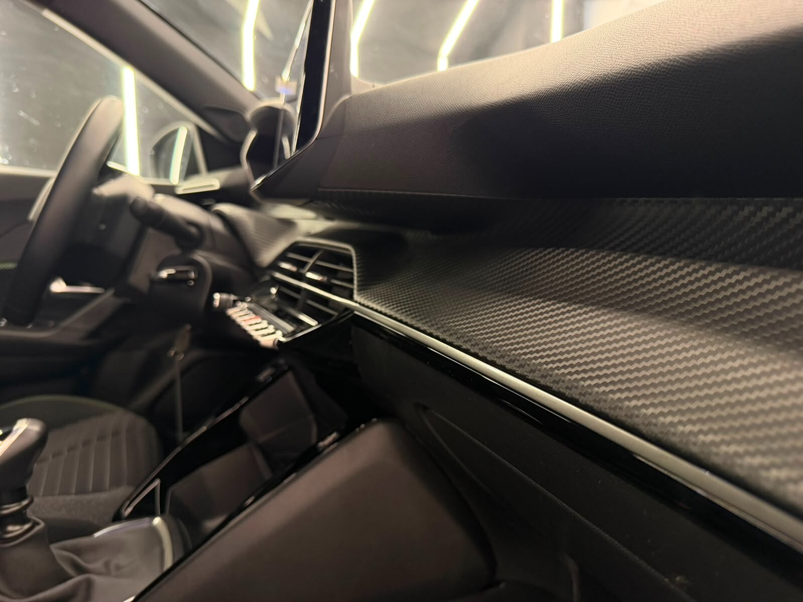 Peugeot 2008 PureTech 100 S&S Allure-KM CERTIFICATI-PERMUTE-GARANZIA INCLUSA &ndash; foto 17