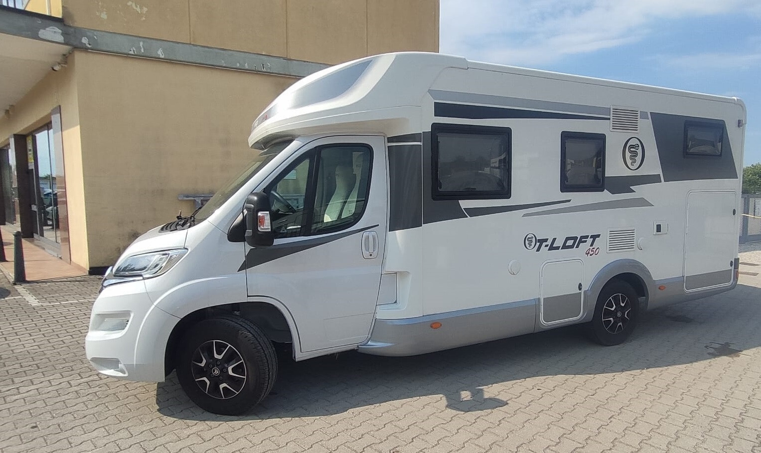 Elnagh T-LOFT 450 Semi integrale