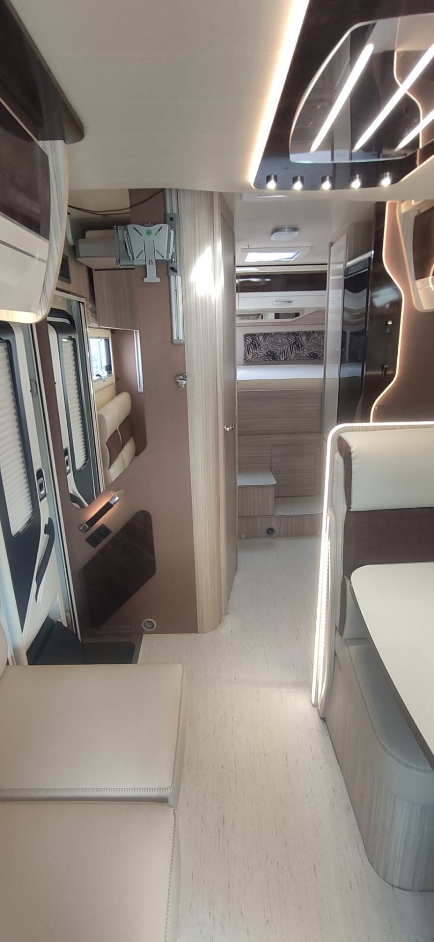 Elnagh T-LOFT 450 Semi integrale