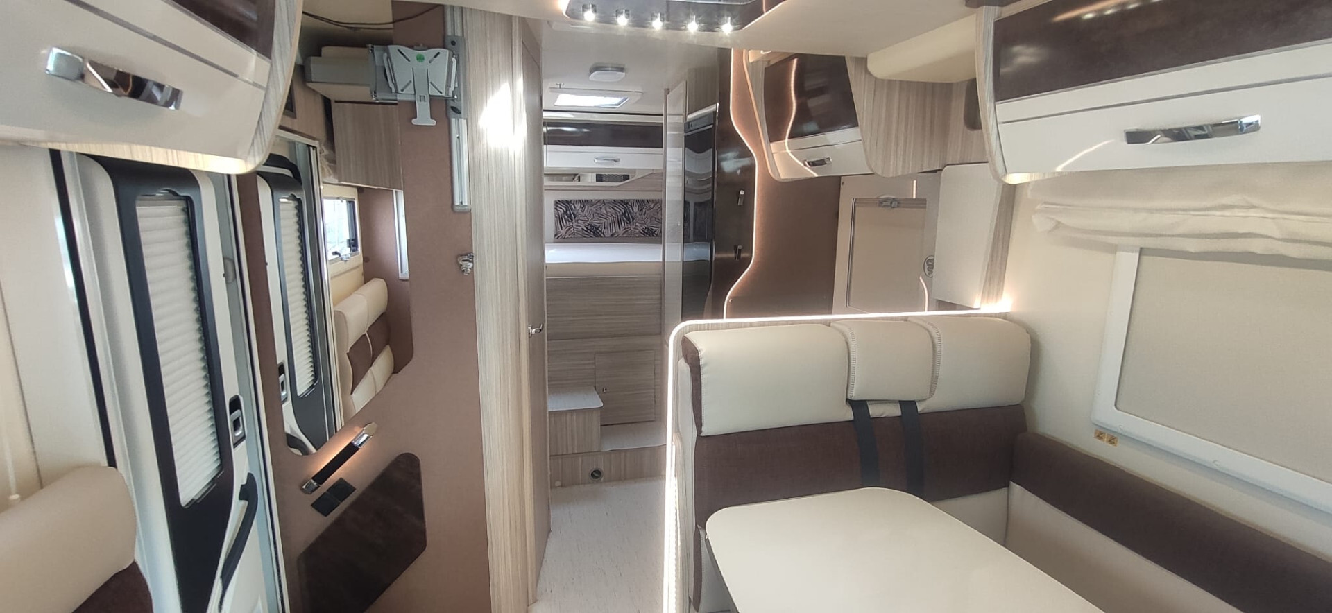 Elnagh T-LOFT 450 Semi integrale