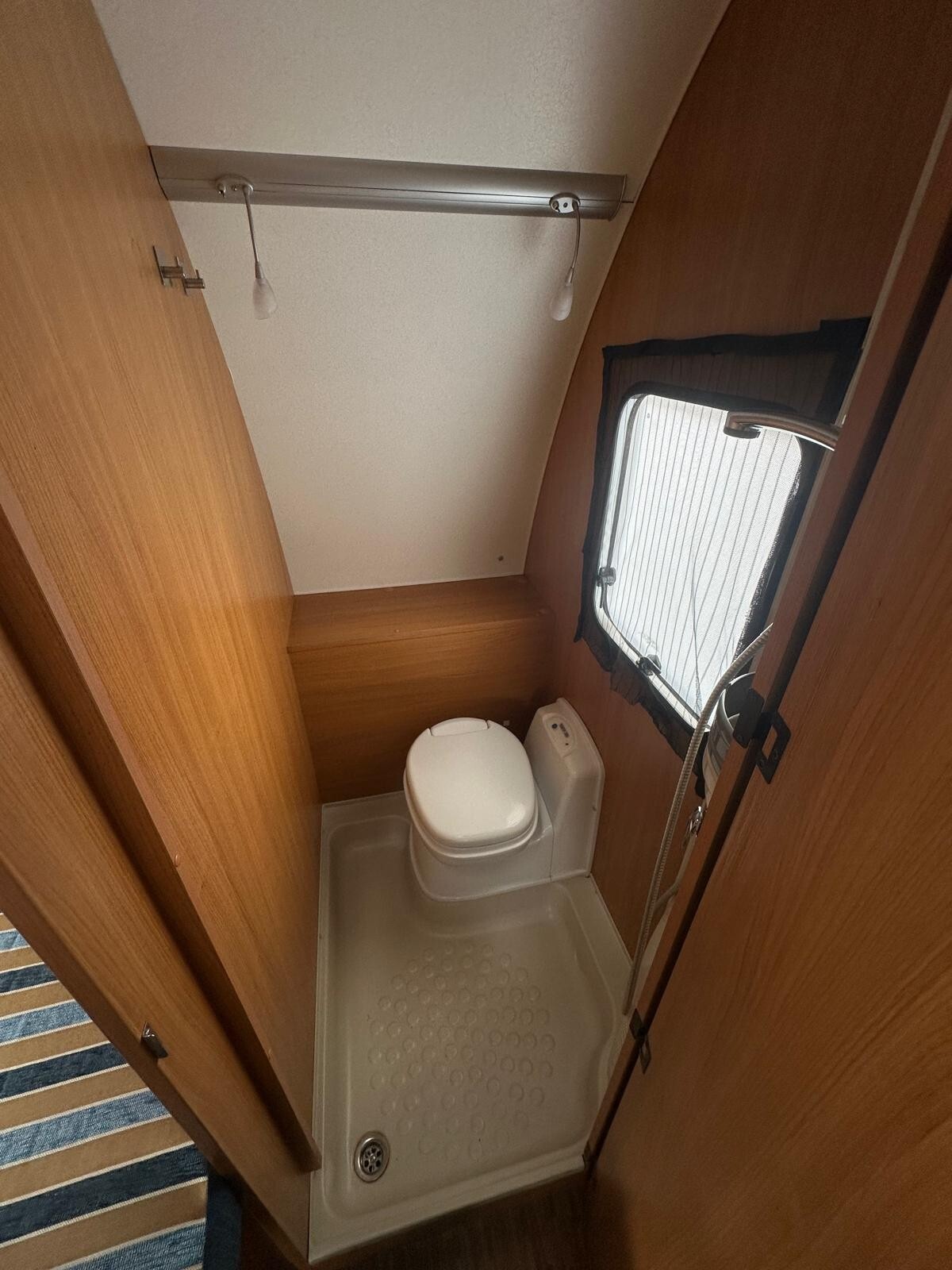 BURSTNER CARAVAN PREMIO 4502 TS