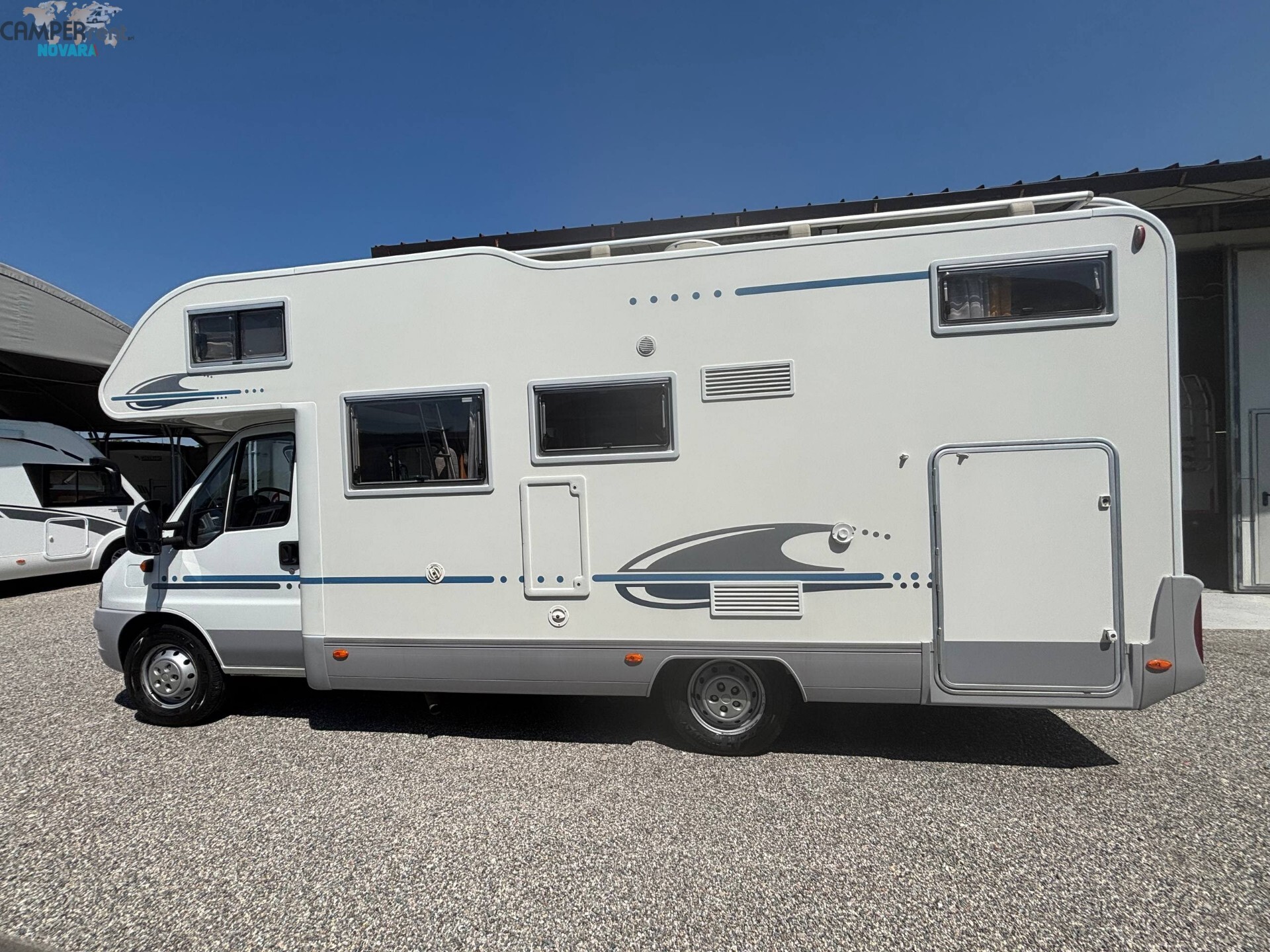 ADRIA ADRIATIK CORAL 680 SK - Mansardato con letti