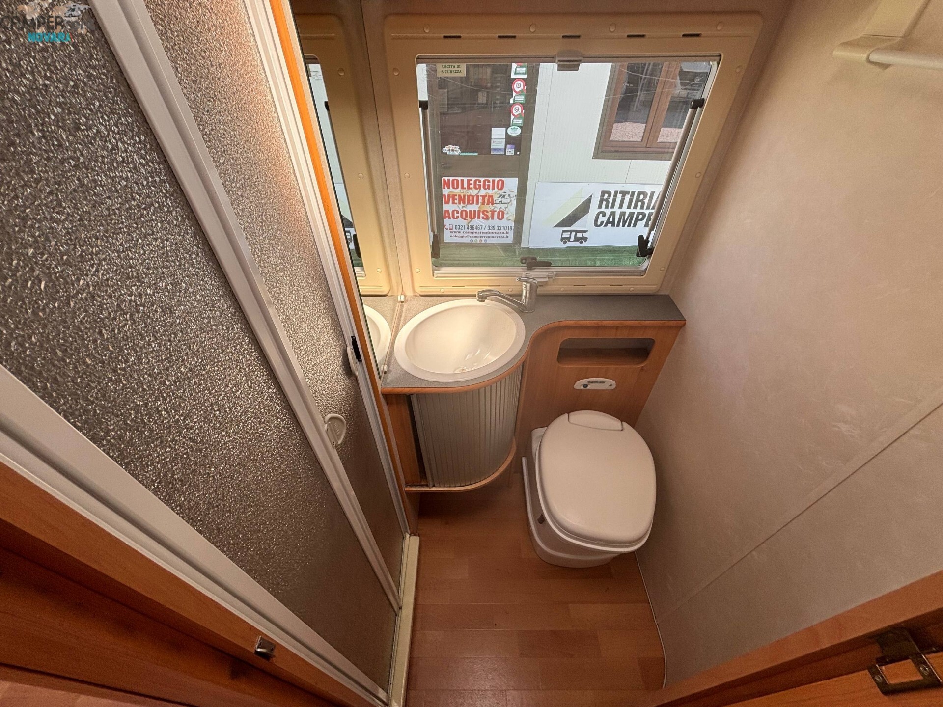 ADRIA ADRIATIK CORAL 680 SK - Mansardato con letti