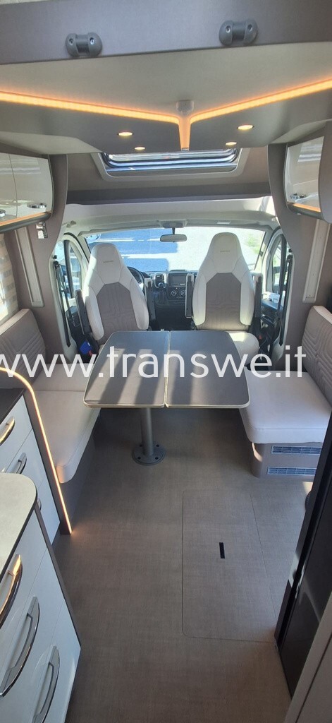 Bürstner Burstner Lyseo Privilege 732TD Letto naut