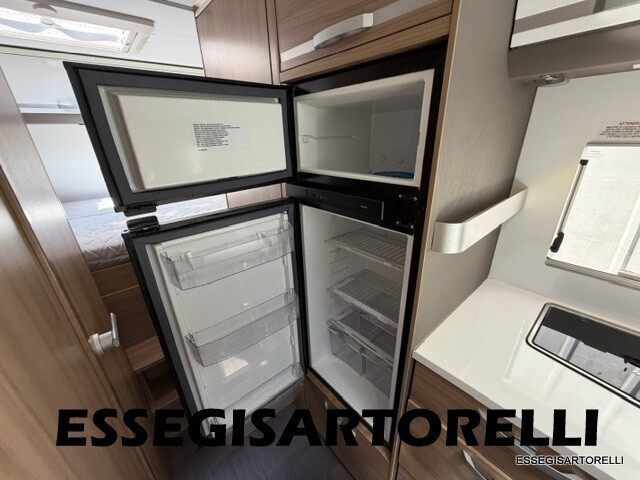 ADRIA CORAL PLUS XL A 670 SP GARAGE WEBASTO 2018 K