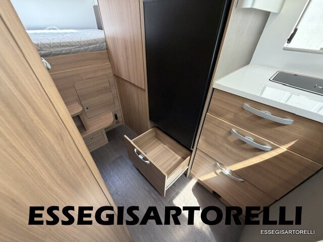 ADRIA CORAL PLUS XL A 670 SP GARAGE WEBASTO 2018 K