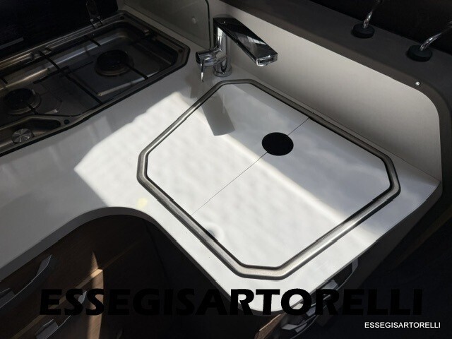 ADRIA CORAL PLUS XL A 670 SP GARAGE WEBASTO 2018 K
