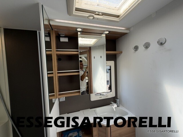 ADRIA CORAL PLUS XL A 670 SP GARAGE WEBASTO 2018 K