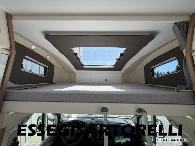 ADRIA CORAL PLUS XL A 670 SP GARAGE WEBASTO 2018 K